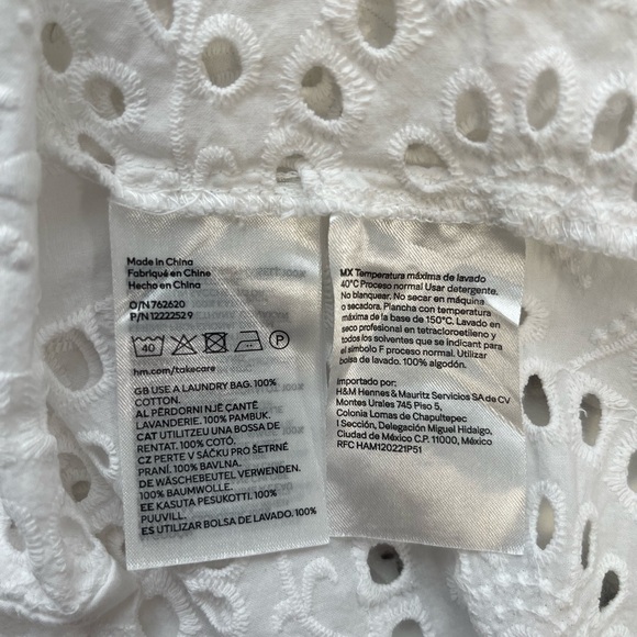 H&M White Eyelet Button Down Long Sleeves Shirt Size Medium - Picture 10 of 10